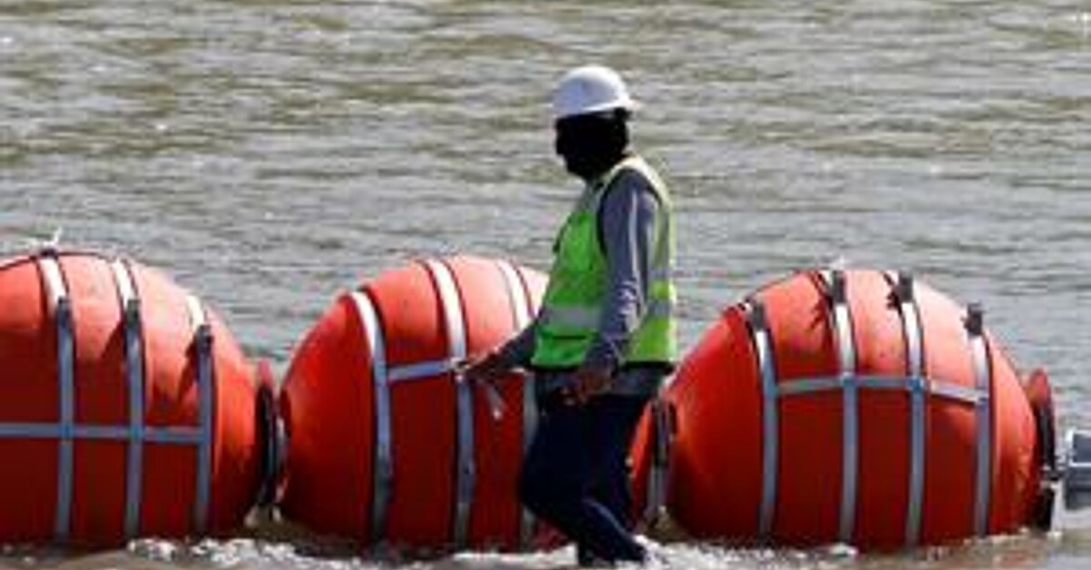 Justice Department Sues Texas Over Floating Border Wall | ADN América